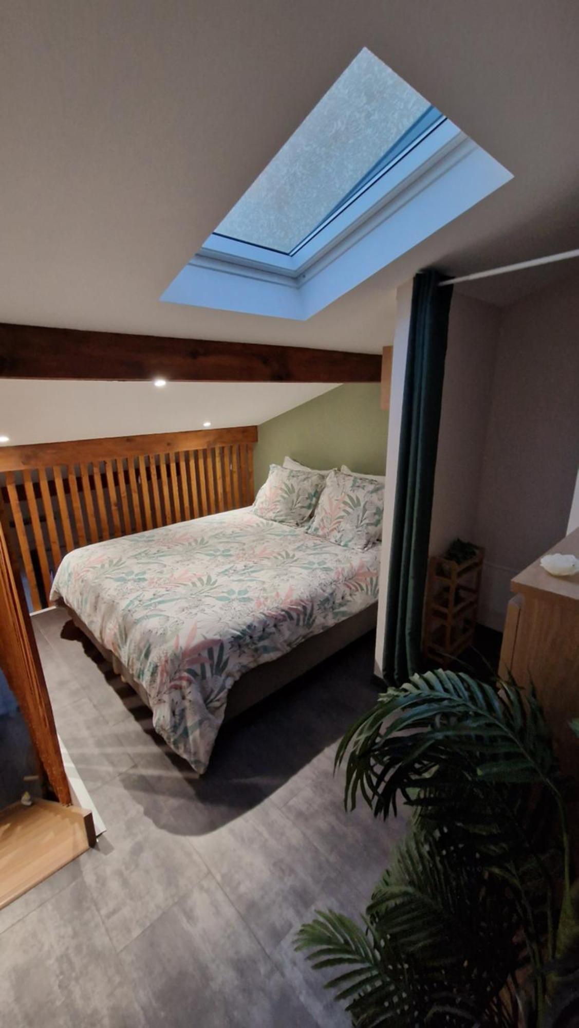 Appartement Pour 4 Avec Terrasse Chanos-Curson 外观 照片
